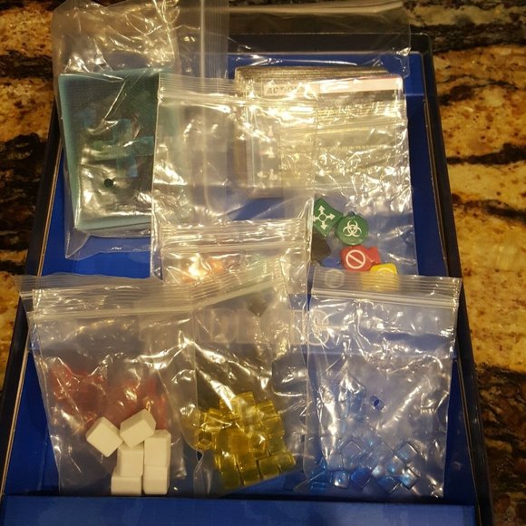 Pandemic Board Game Completer Z-Man Games Matt Meacock Save Humanity - Picture 4 of 7